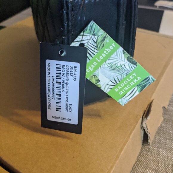 Badgley Mischka - Picture 8 of 8